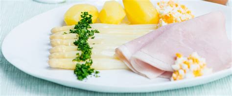 heldere botersaus asperges